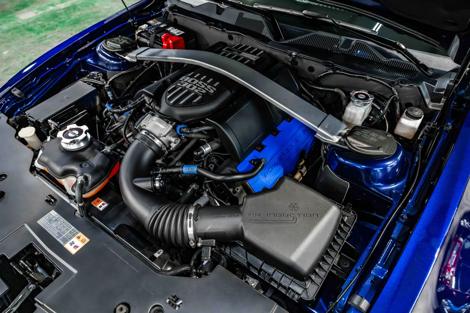 10_ 2012-Ford-Boss 302-Kona Blue Metallic-246269.jpg